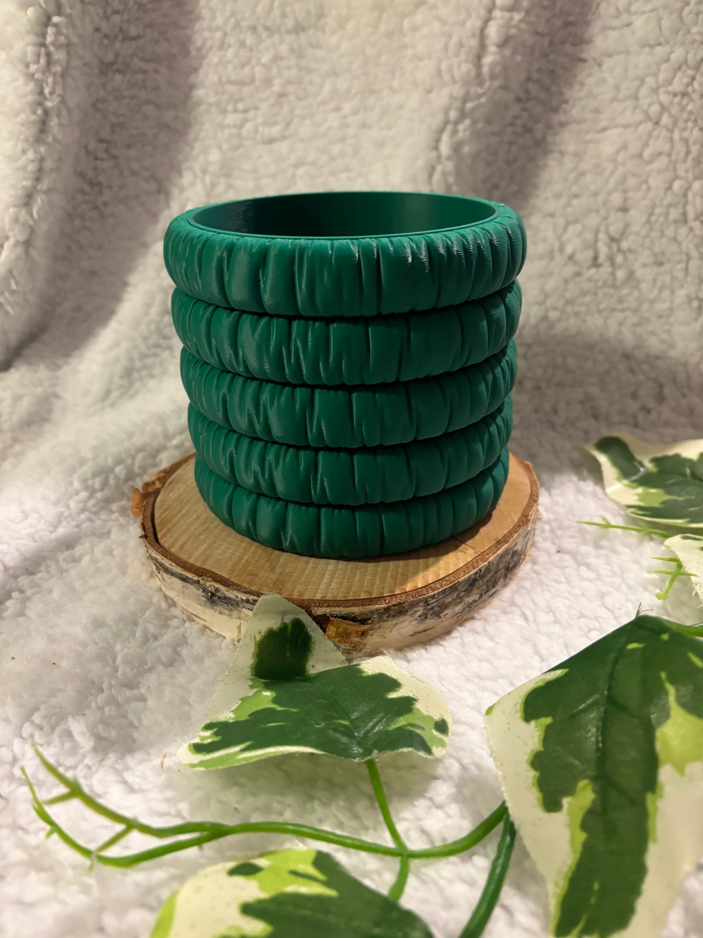 Pots et cache-pots effet froissé 10.5 cm