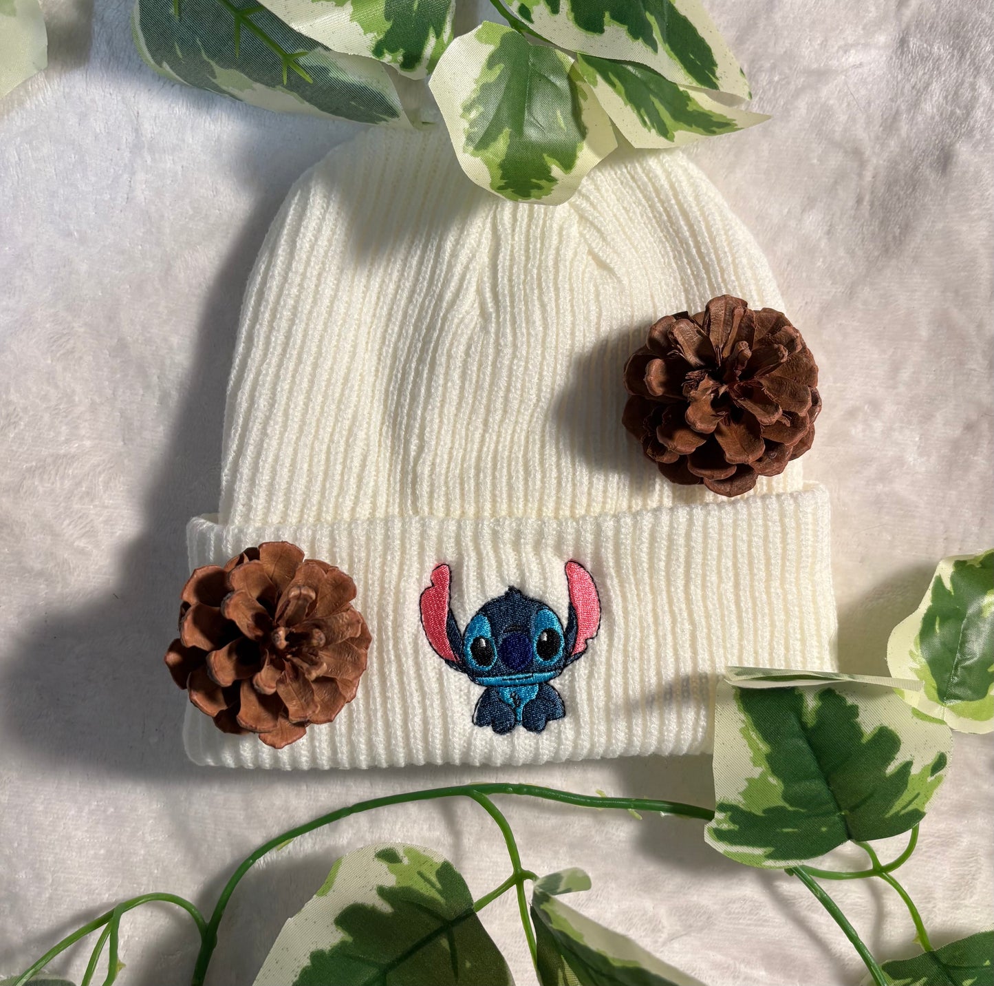 Bonnet brodé Stitch