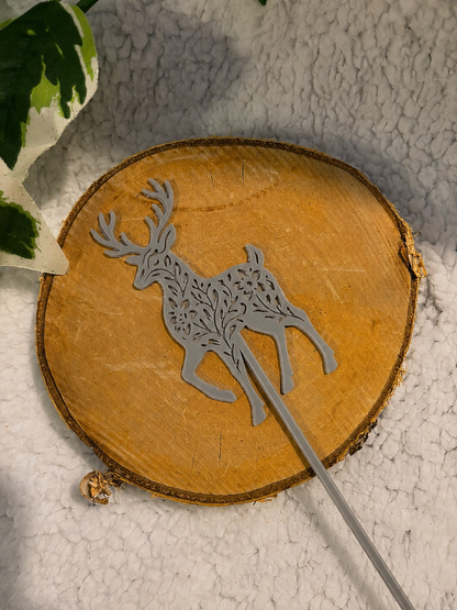 Pic décoratif Cerf 25 cm – Professionnel