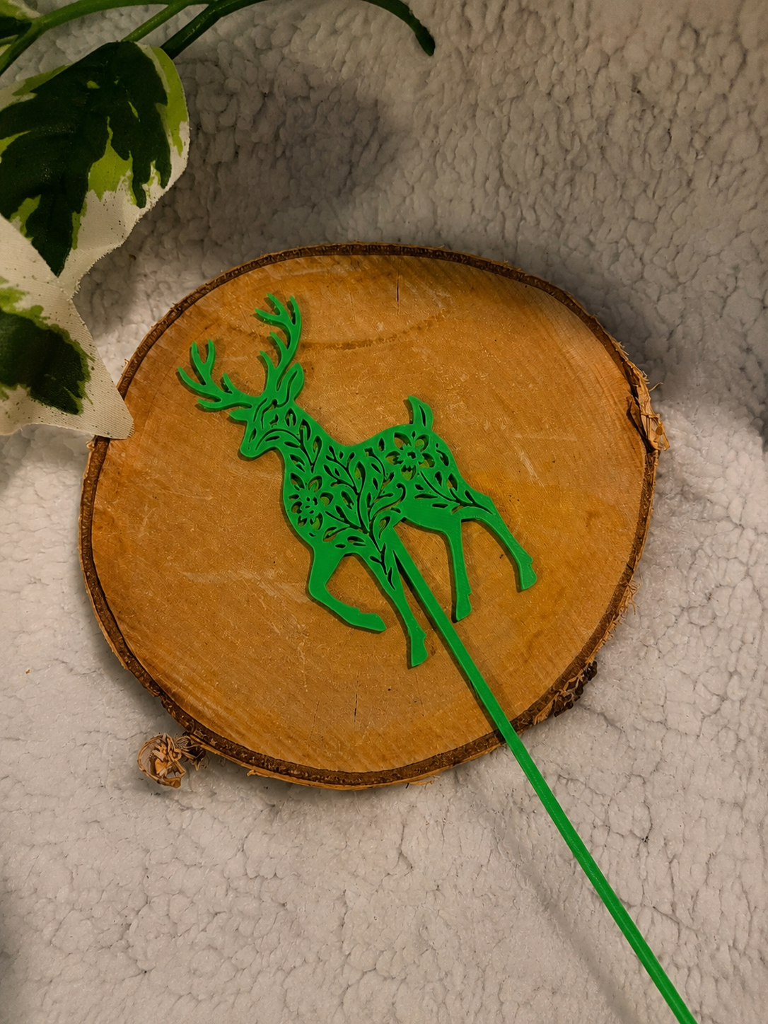 Pic décoratif Cerf 25 cm – Professionnel